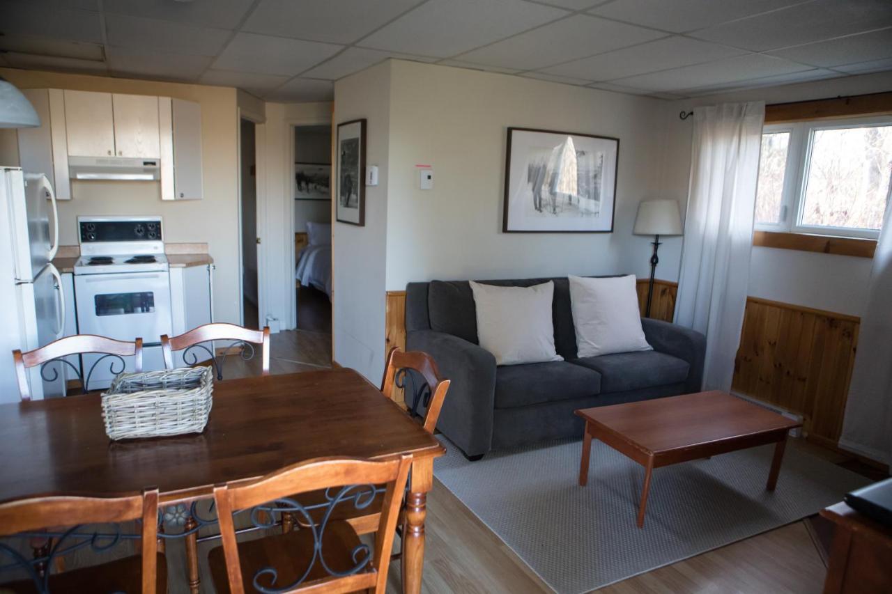 Le Montagnard, & Hotel