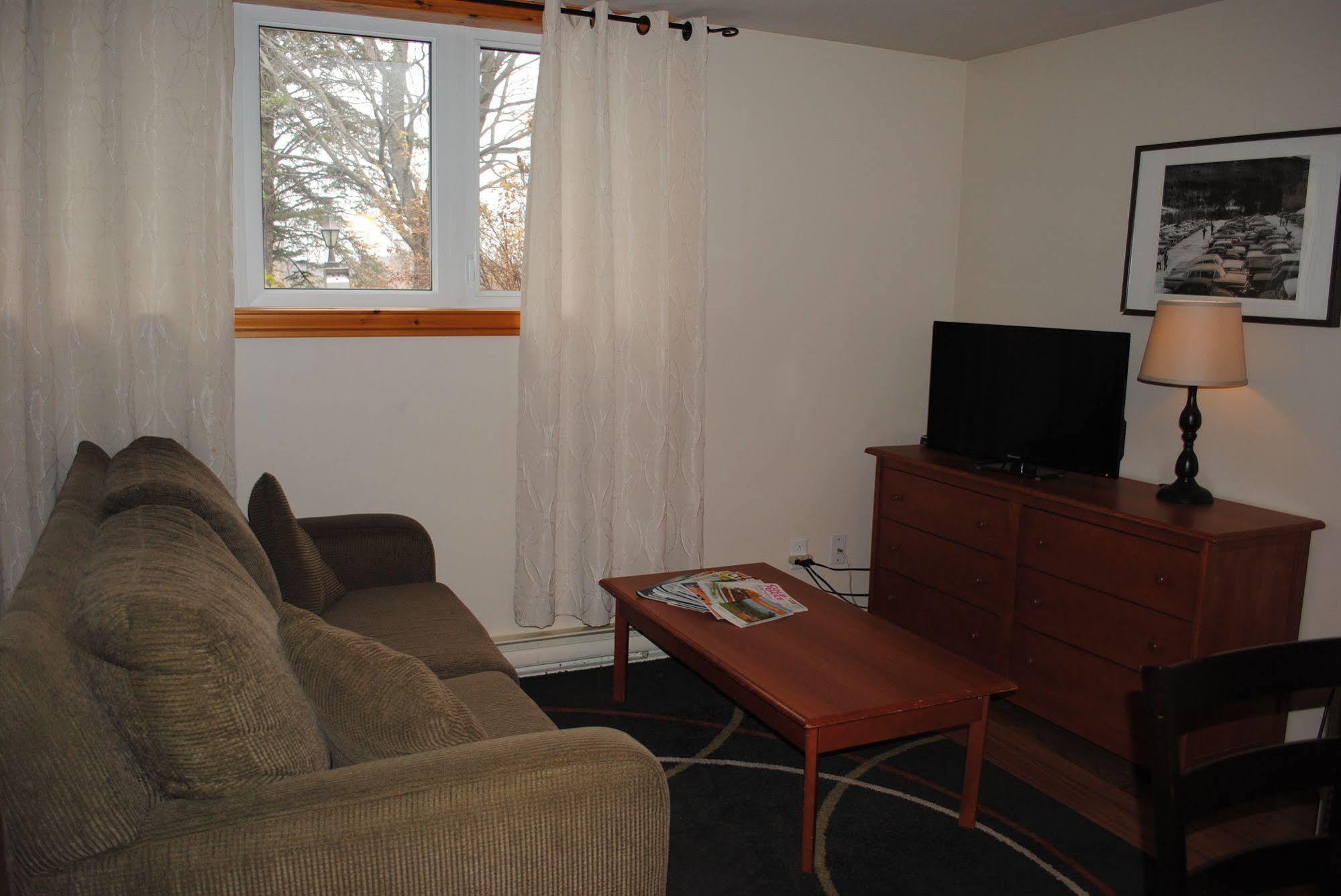 Hotel Le Montagnard, & Sutton